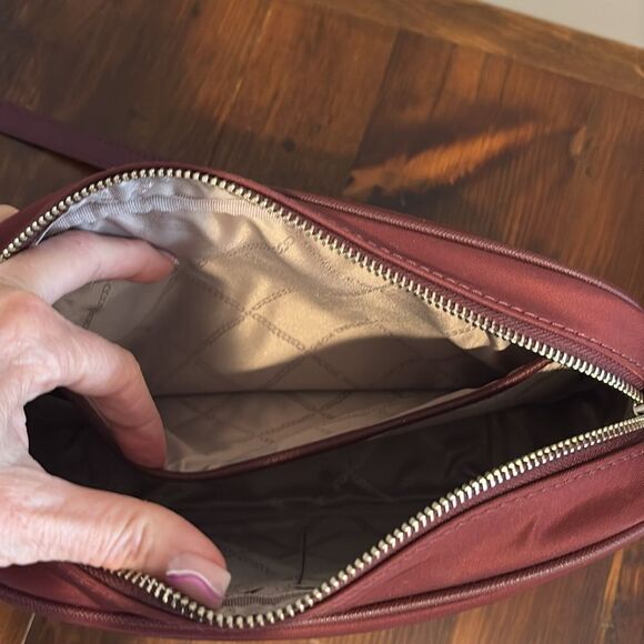 NWOT Michael Kors Jet Set Charm Large East/West Crossbody - Picture 9 of 15